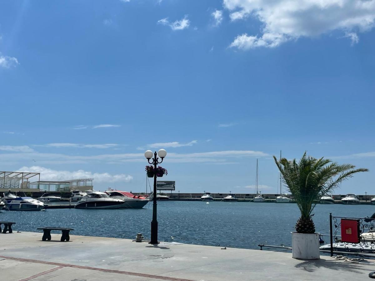 Апартаменти "Бриз" Sveti Vlas Exterior photo